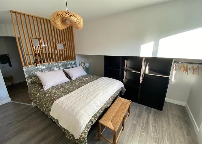 Appart T2 Avec Parking, Loggia, Vue Puy De Dome