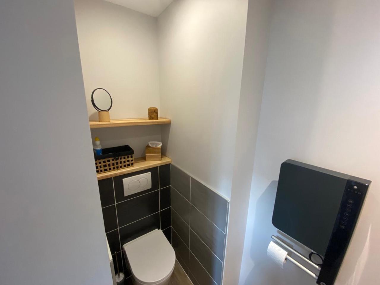 T2 Avec Parking, Loggia, Vue Puy De Dome Appartement