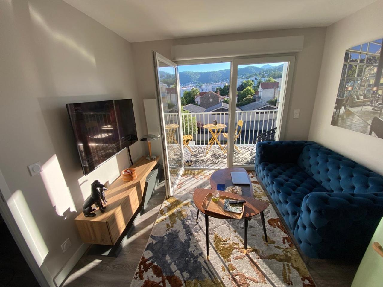 Appartement T2 Avec Parking, Loggia, Vue Puy De Dome